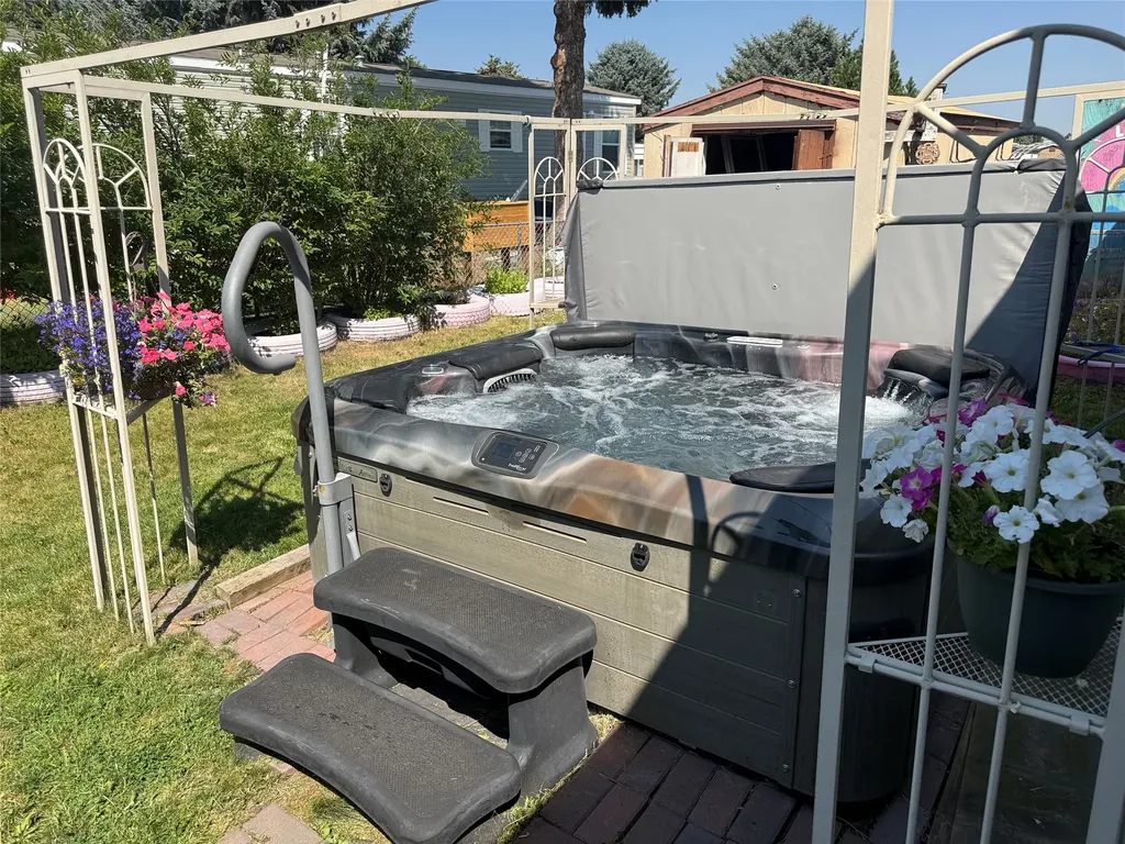 1813 S Reserve Street Missoula MT 59801