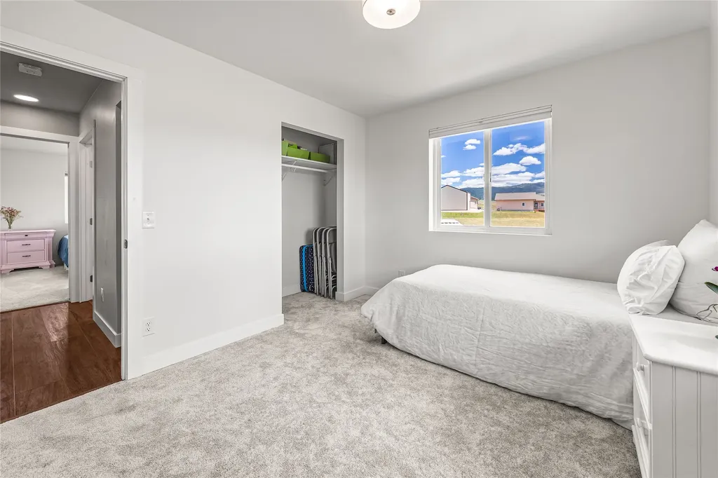 838 Diamond Ridge Loop Florence MT 59833