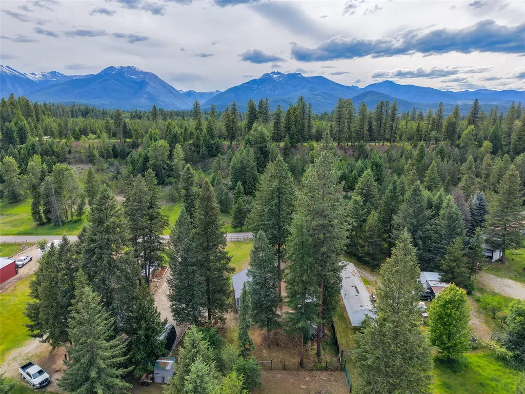 211 Autumn Road Libby MT 59923
