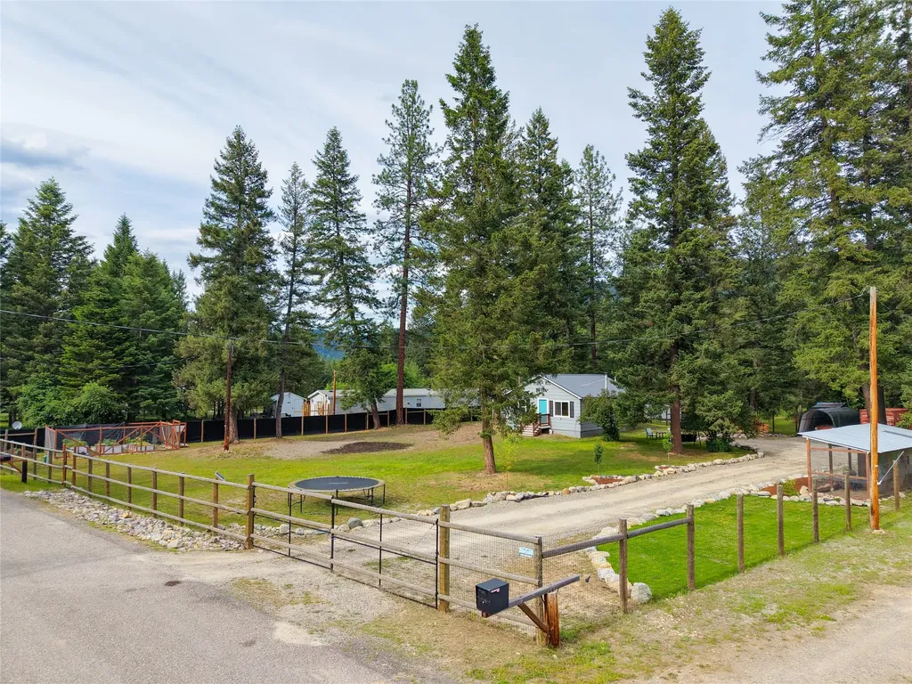 211 Autumn Road Libby MT 59923