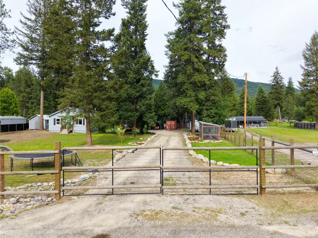 211 Autumn Road Libby MT 59923