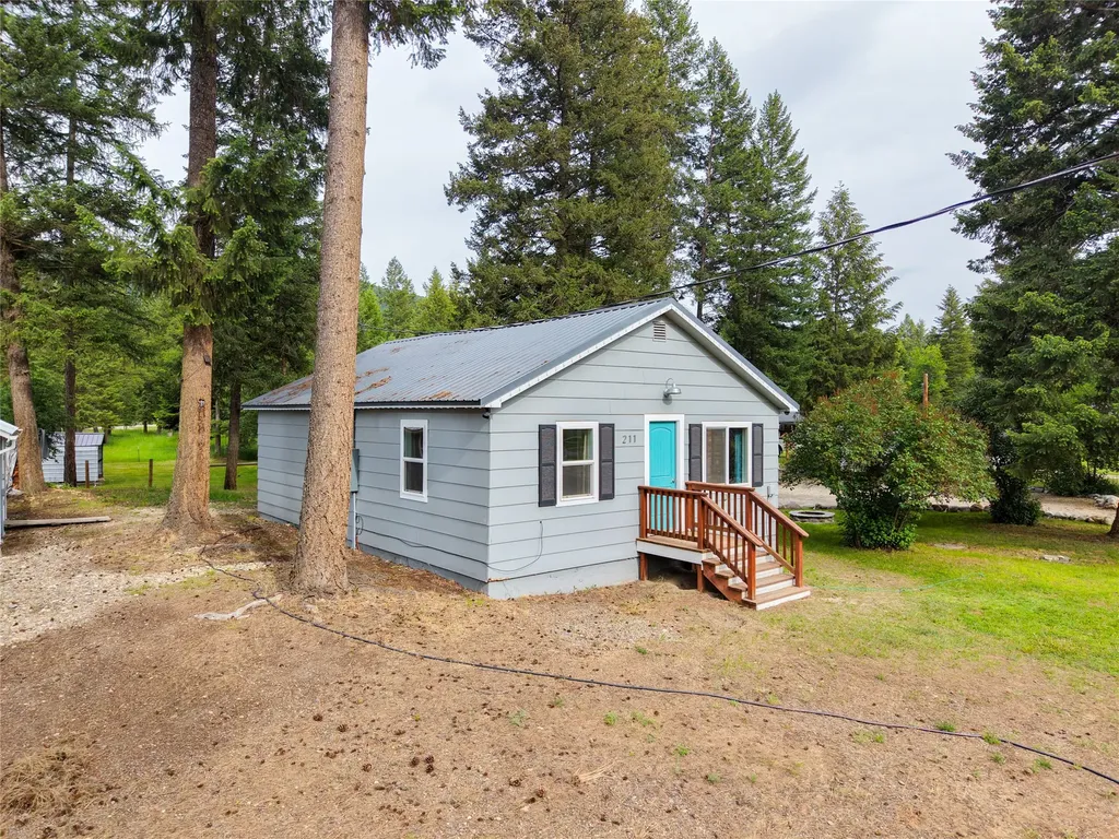 211 Autumn Road Libby MT 59923