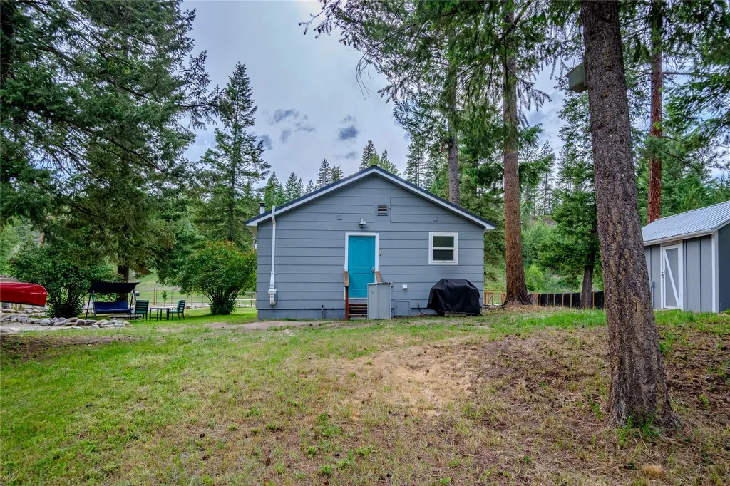 211 Autumn Road Libby MT 59923