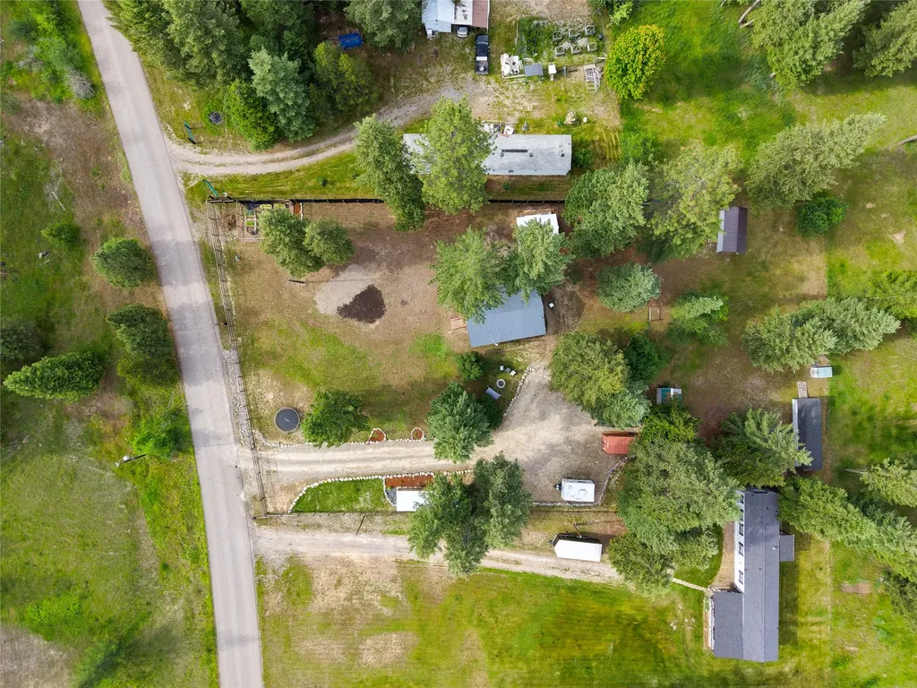 211 Autumn Road Libby MT 59923