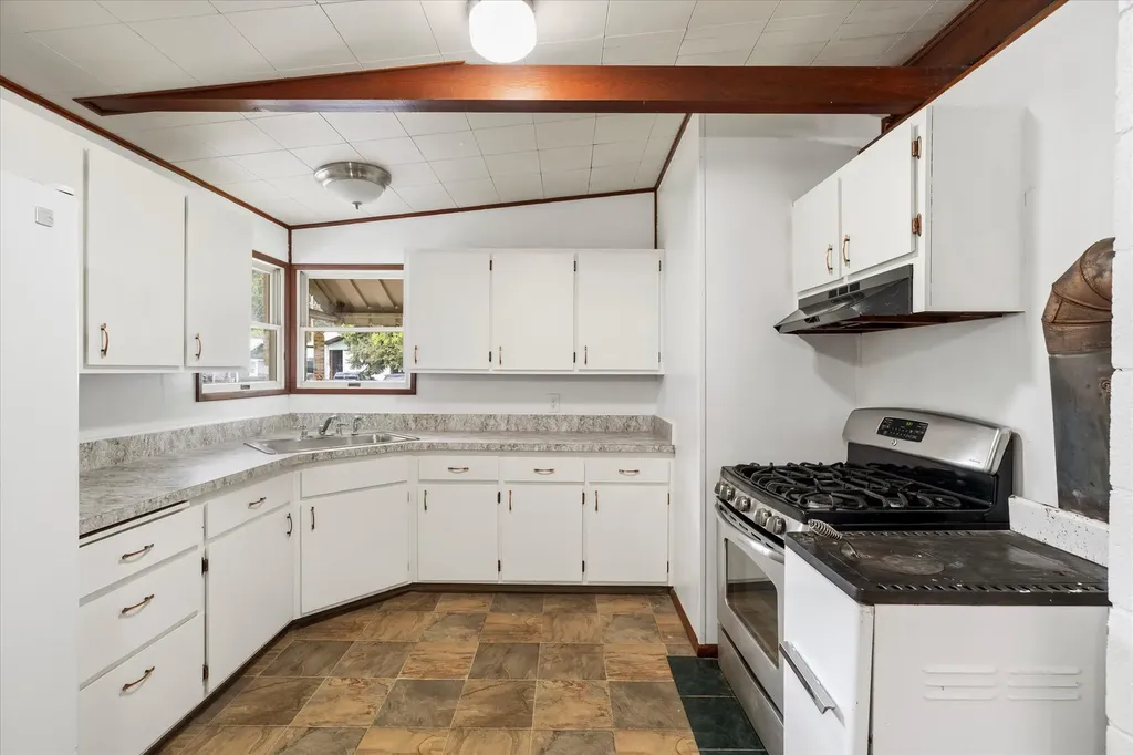 209 E Mineral Avenue Troy MT 59935