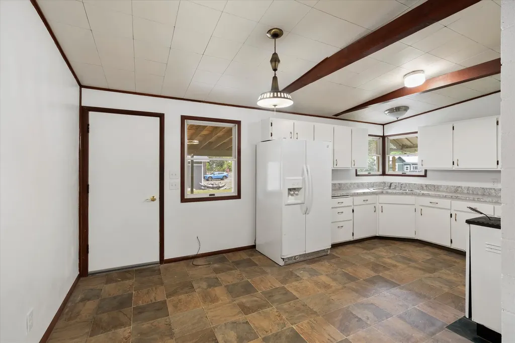 209 E Mineral Avenue Troy MT 59935