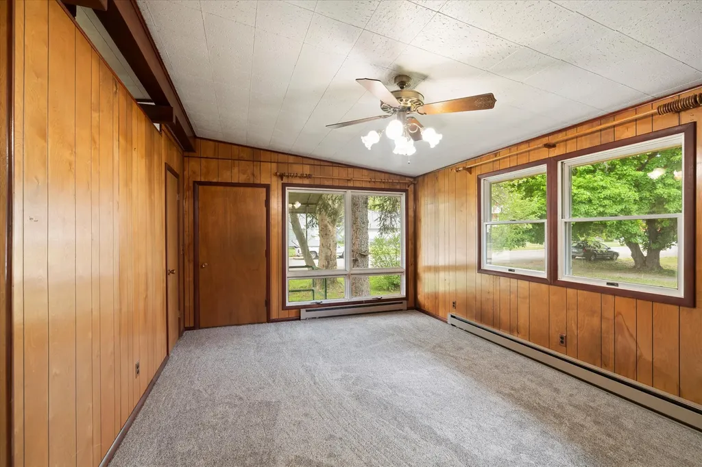 209 E Mineral Avenue Troy MT 59935