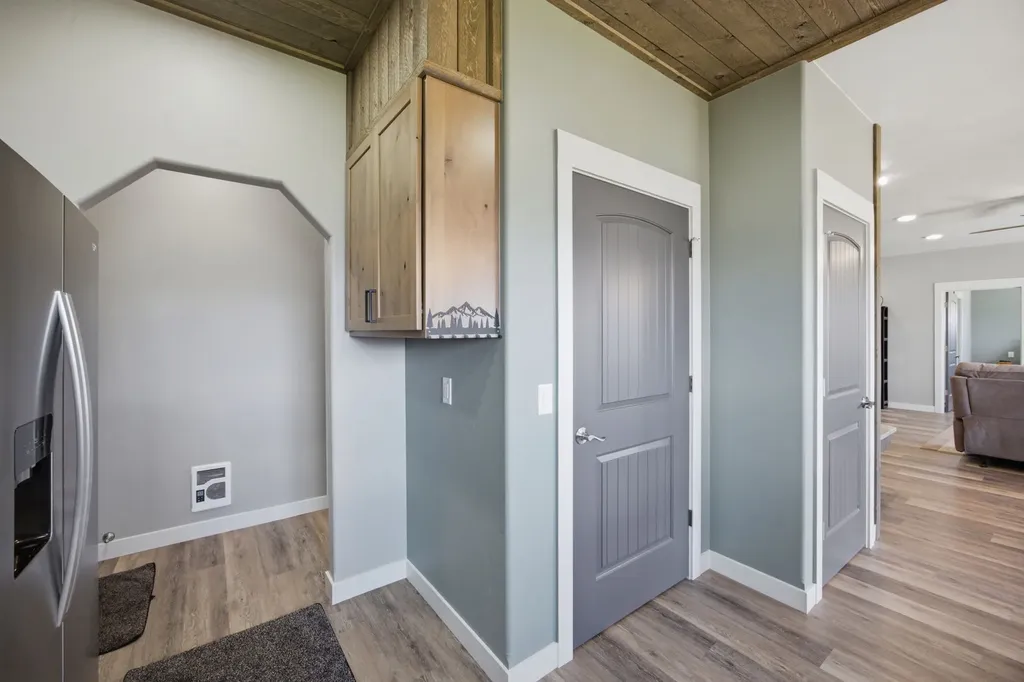 975 Corvallis Hills Drive Corvallis MT 59828