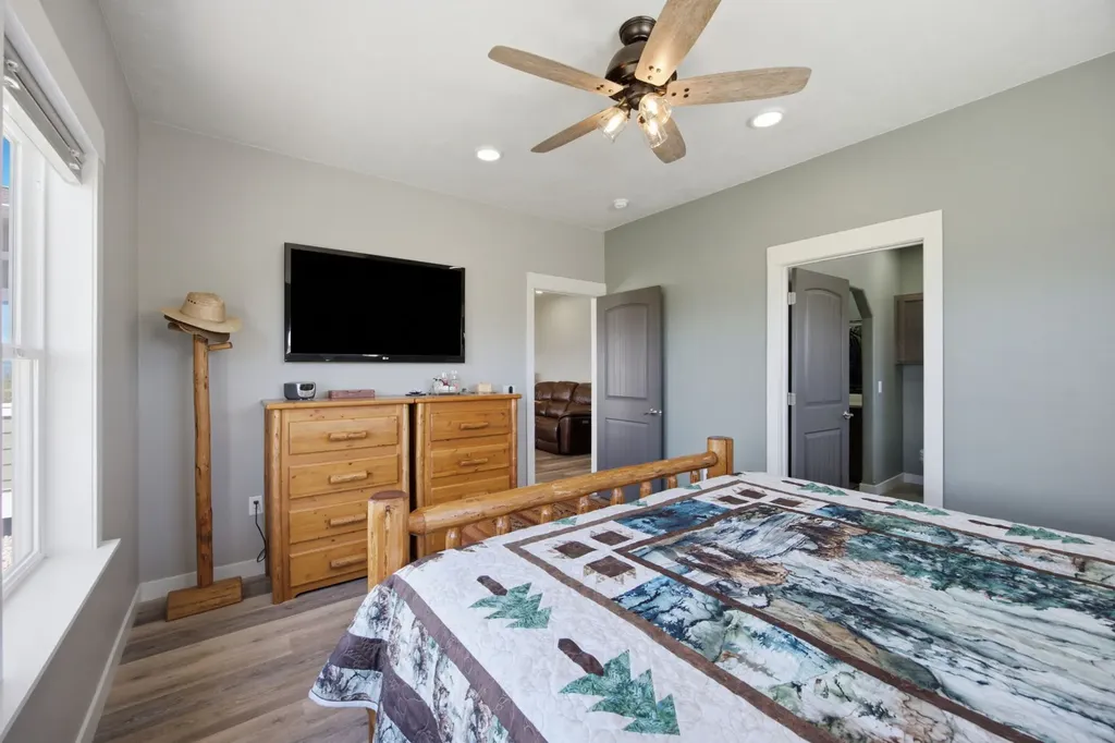 975 Corvallis Hills Drive Corvallis MT 59828