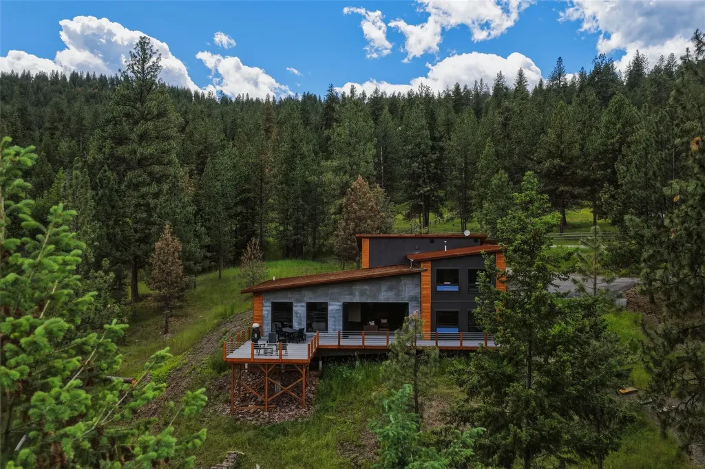 1136 Big Flat Road Missoula MT 59804