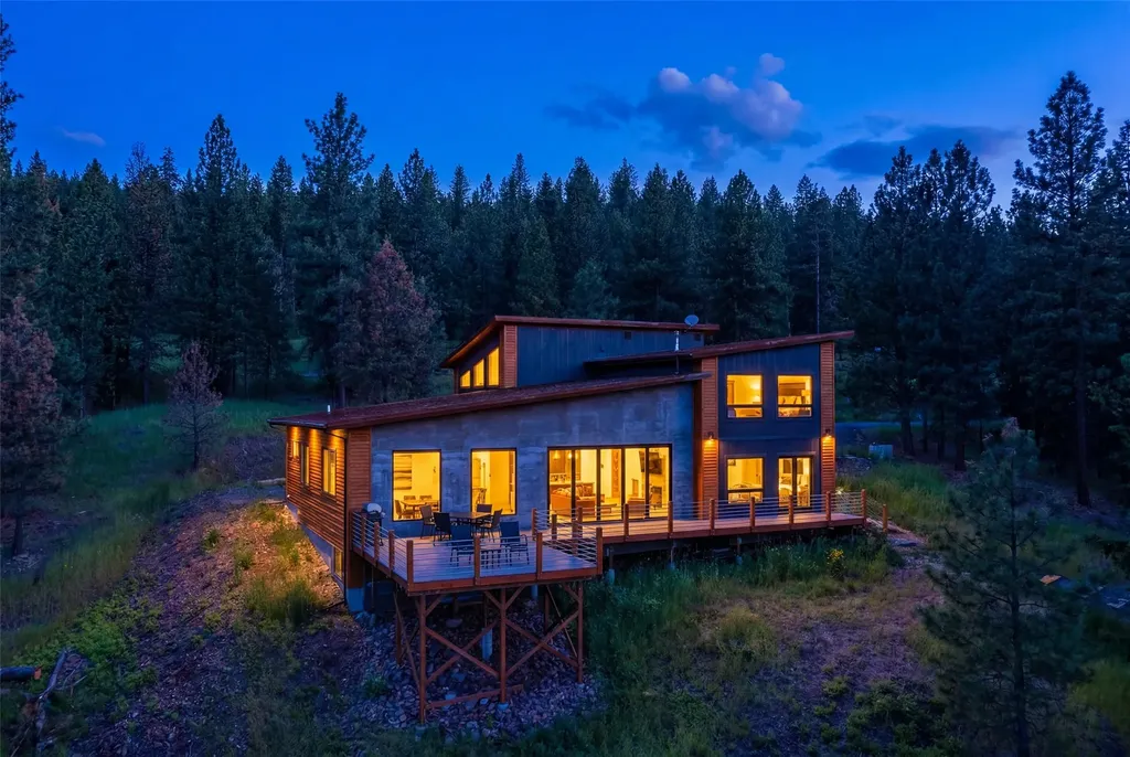 1136 Big Flat Road Missoula MT 59804