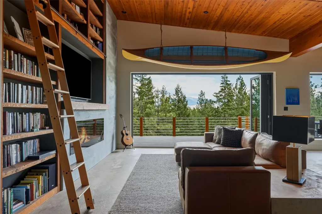 1136 Big Flat Road Missoula MT 59804