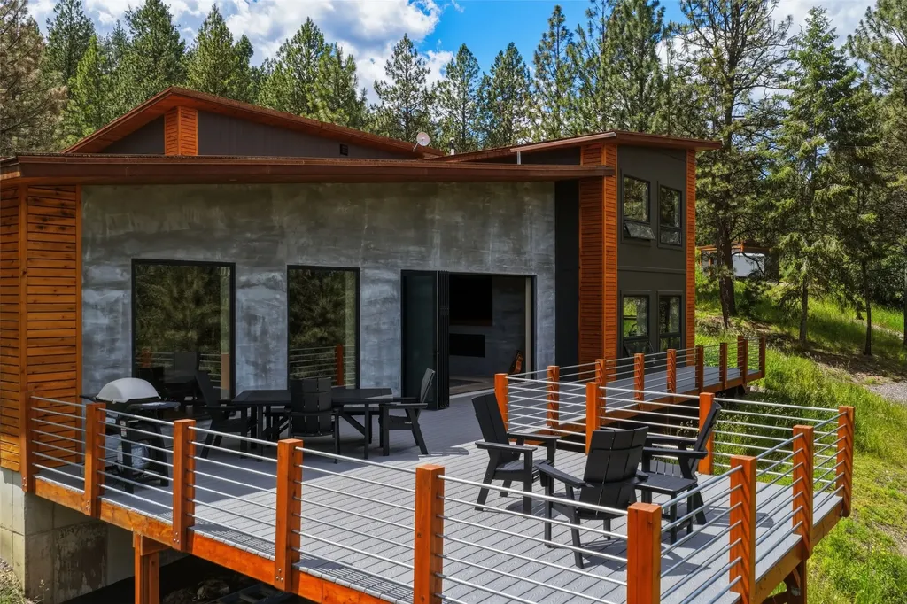 1136 Big Flat Road Missoula MT 59804