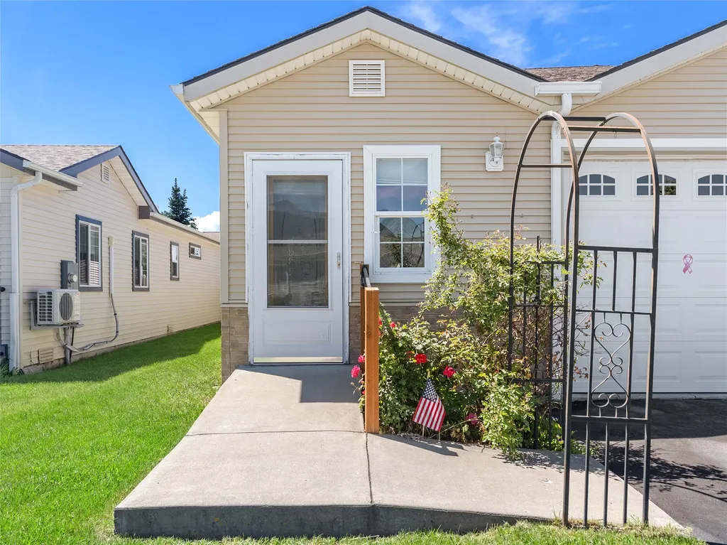1630 Fran Lou Park Lane Columbia Falls MT 59912