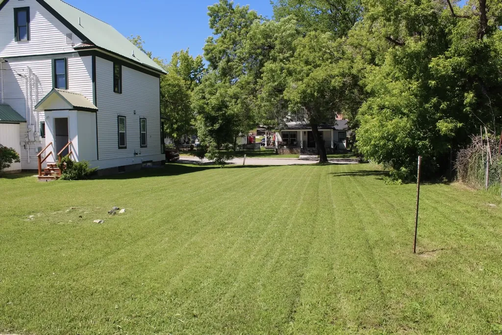 506 1st Avenue E Eureka MT 59917