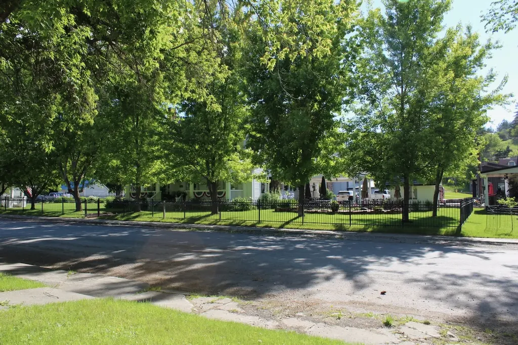 506 1st Avenue E Eureka MT 59917