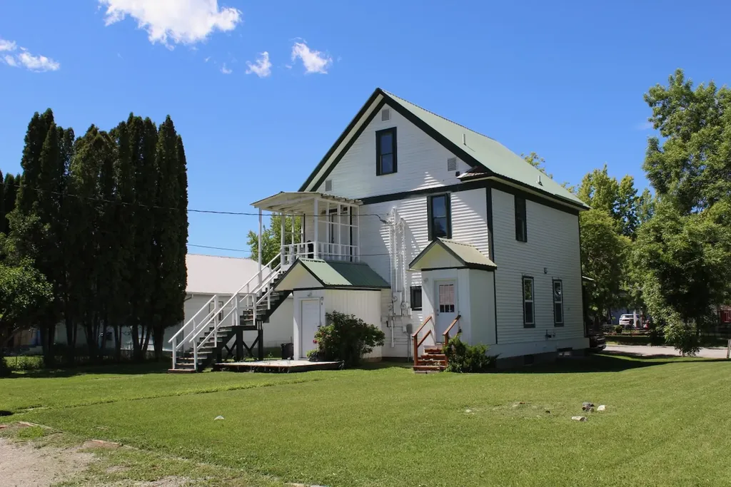 506 1st Avenue E Eureka MT 59917