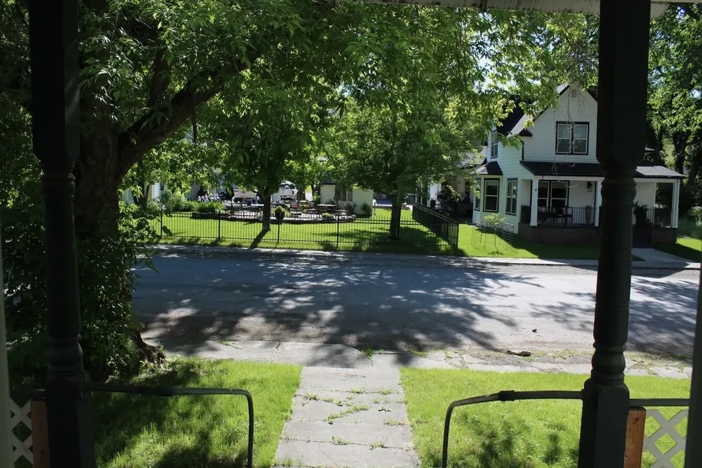 506 1st Avenue E Eureka MT 59917
