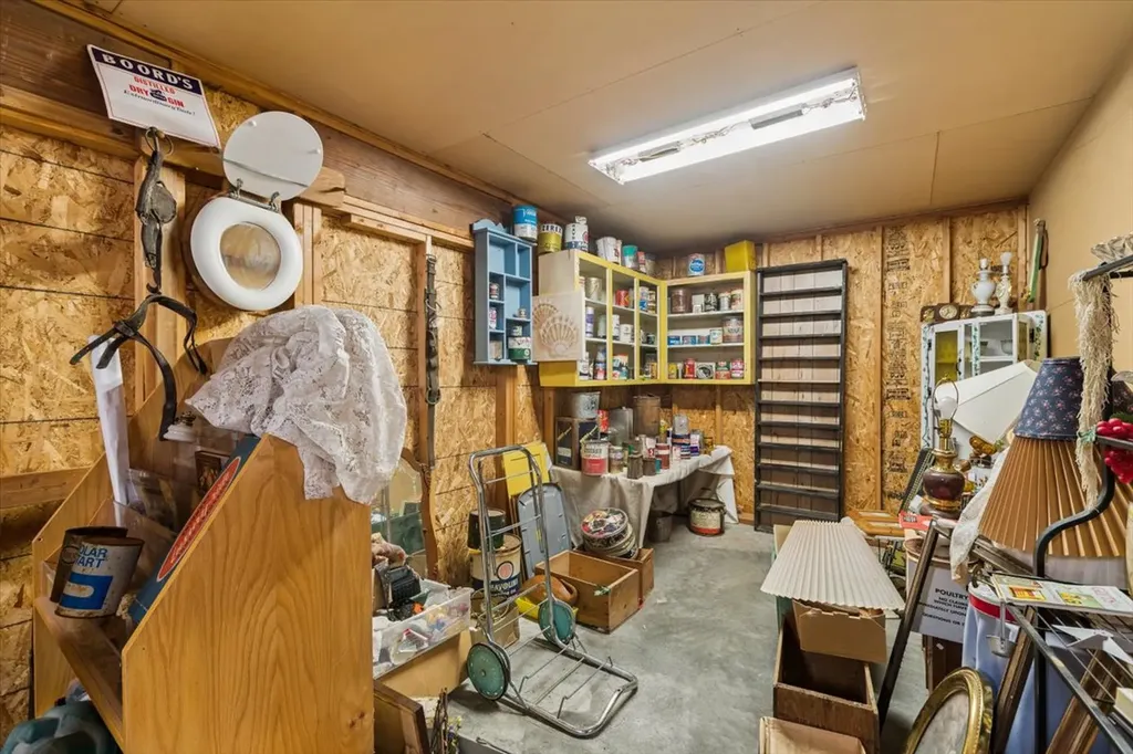 7585 Us Highway 2 E Columbia Falls MT 59912