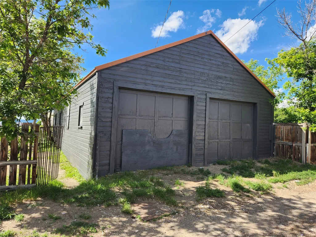 313 3rd Avenue SE Cut Bank MT 59427