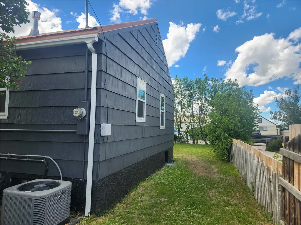 313 3rd Avenue SE Cut Bank MT 59427