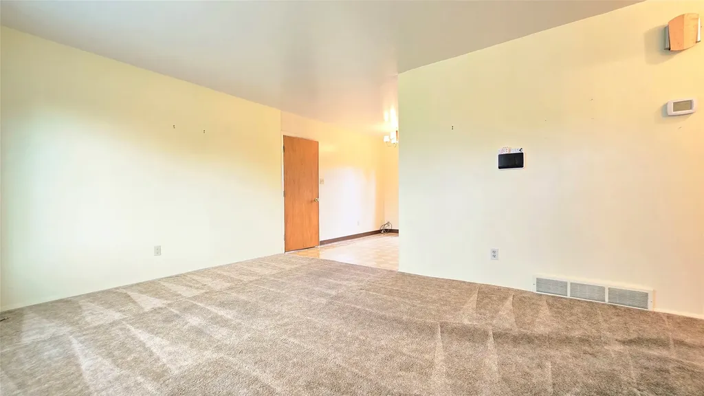 521 25th Avenue NE Great Falls MT 59404