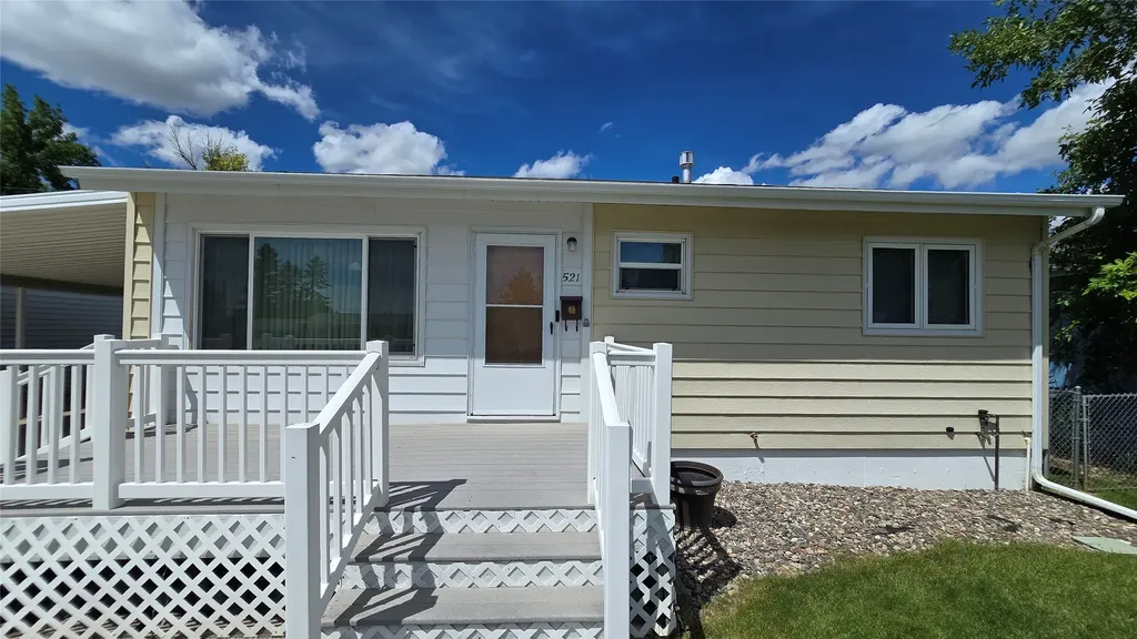 521 25th Avenue NE Great Falls MT 59404