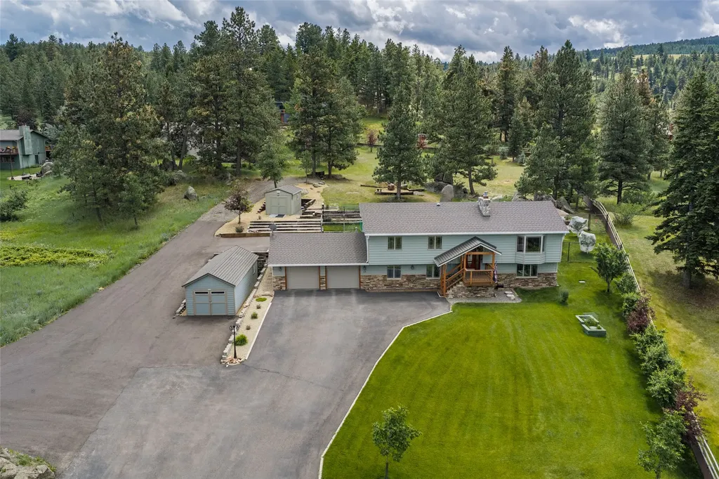 13 Big Dipper Drive Clancy MT 59634