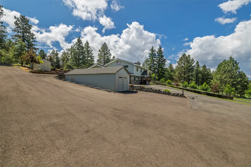 13 Big Dipper Drive Clancy MT 59634