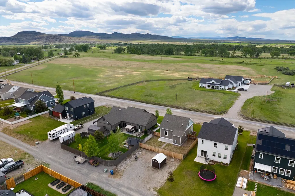 611 Jefferson Street Three Forks MT 59752