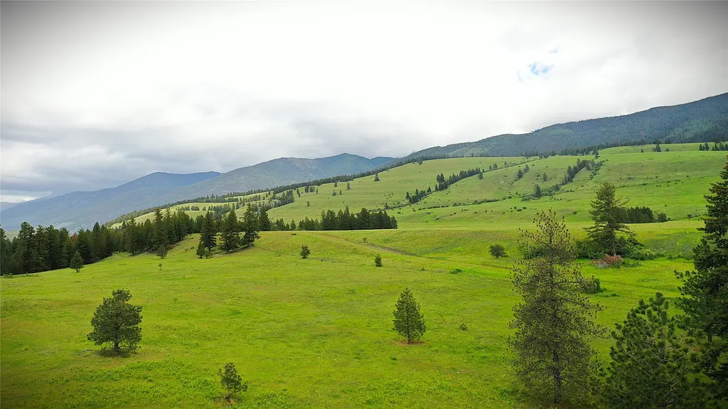 Nhn Us Highway 93 N Eureka MT 59917