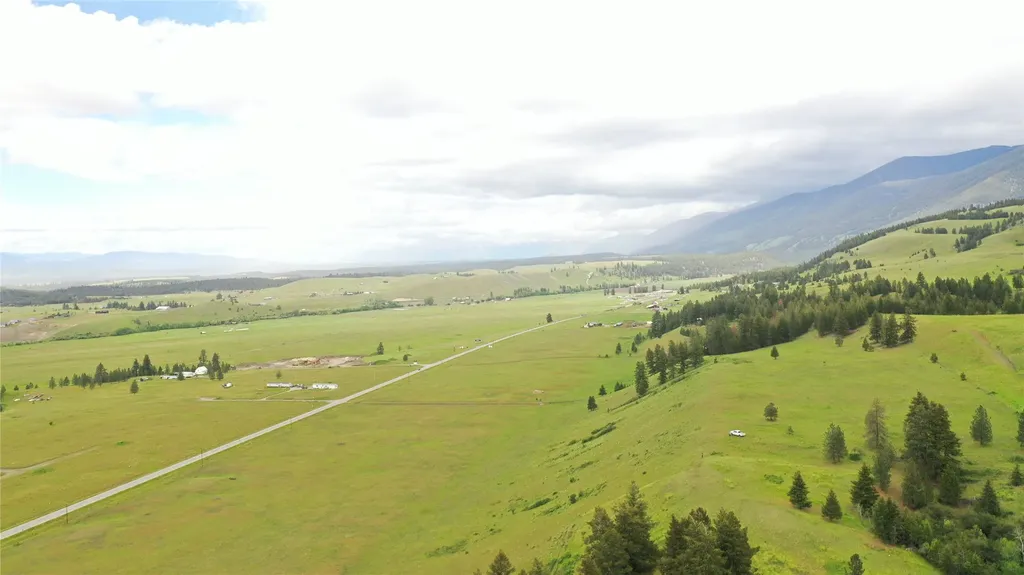 Nhn Us Highway 93 N Eureka MT 59917