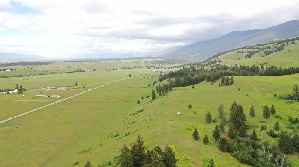 Nhn Us Highway 93 N Eureka MT 59917