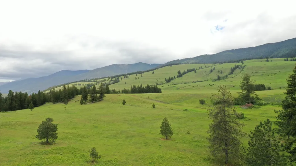 Nhn Us Highway 93 N Eureka MT 59917