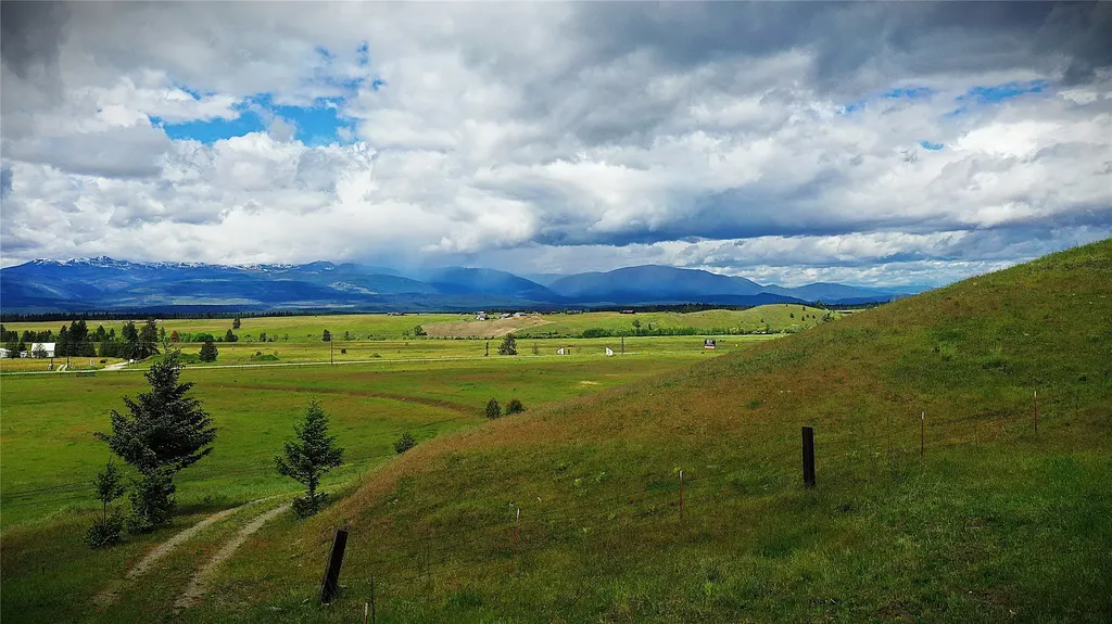 6642 Us Highway 93 N Eureka MT 59917