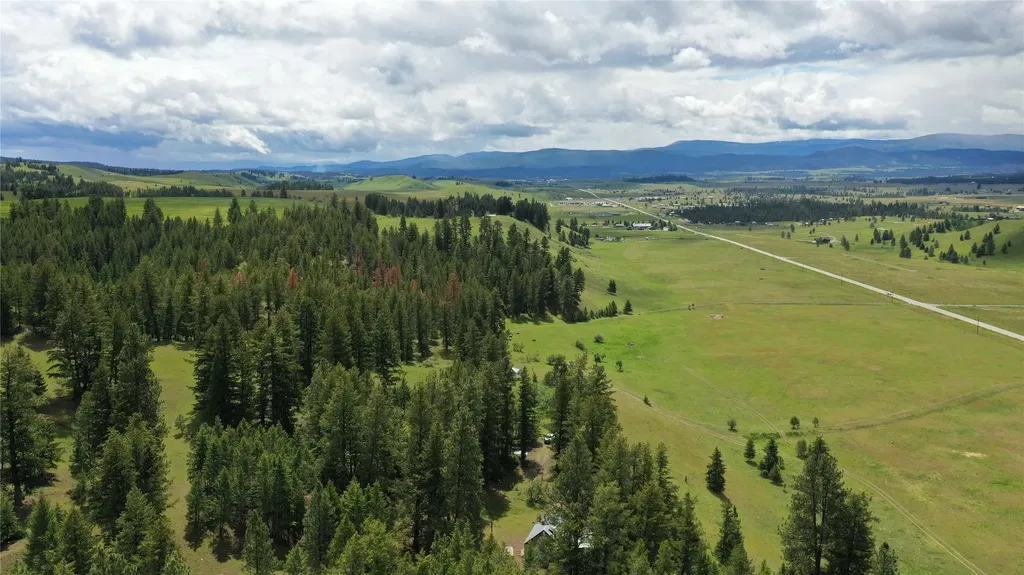 6642 Us Highway 93 N Eureka MT 59917