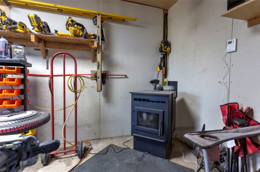 2339 Greenhouse Road Deer Lodge MT 59722
