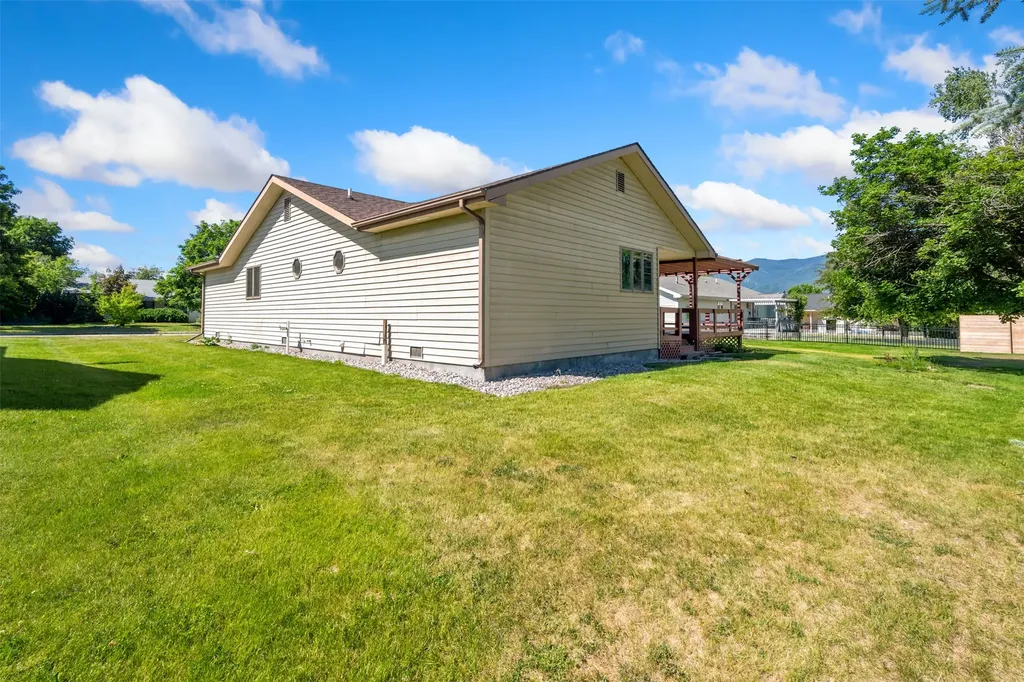 306 11th Street Stevensville MT 59870
