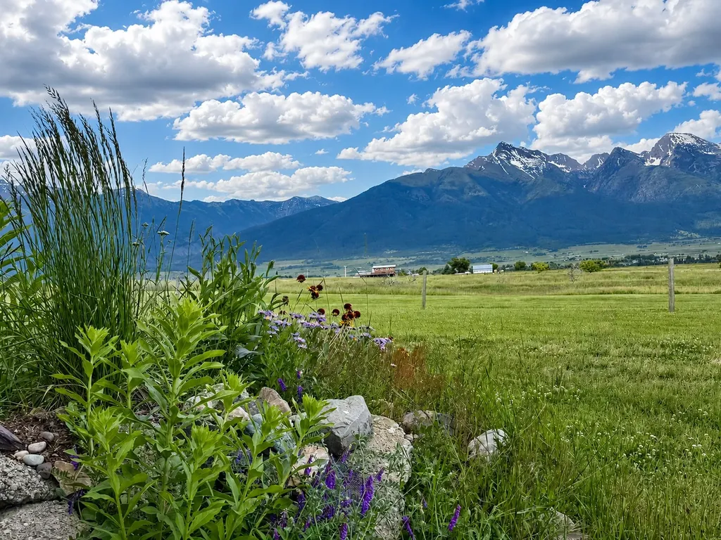 56516 Old Freight Road St Ignatius MT 59865