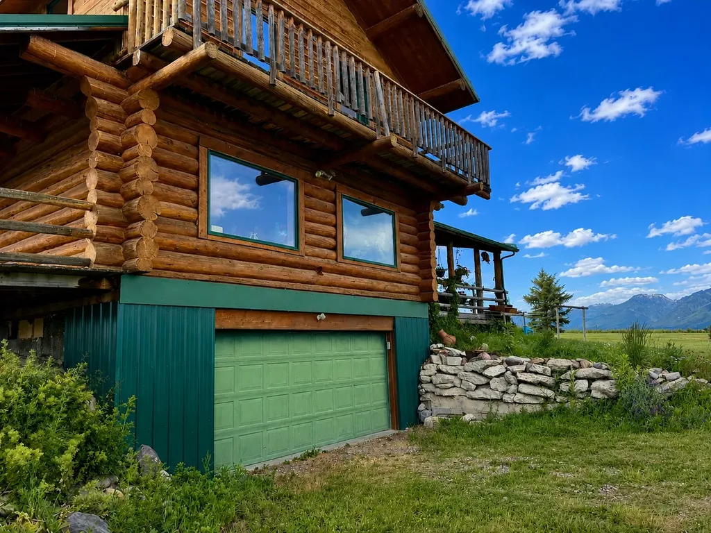 56516 Old Freight Road St Ignatius MT 59865
