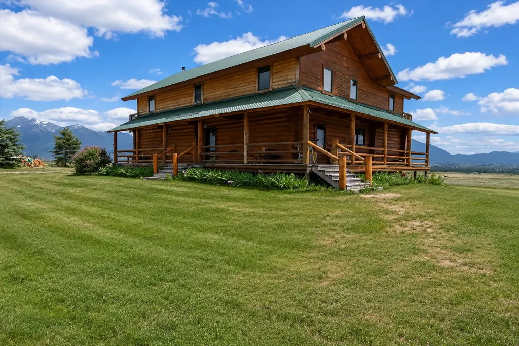 56516 Old Freight Road St Ignatius MT 59865