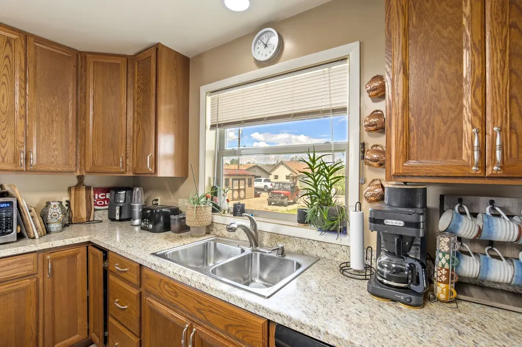 101 4th Avenue S Stanford MT 59479