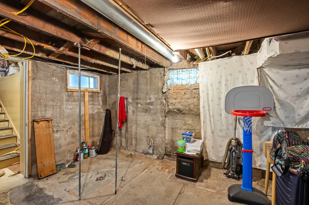 101 4th Avenue S Stanford MT 59479