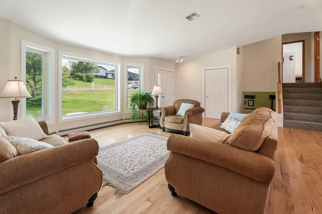 2 Grassy Mountain Road Clancy MT 59634
