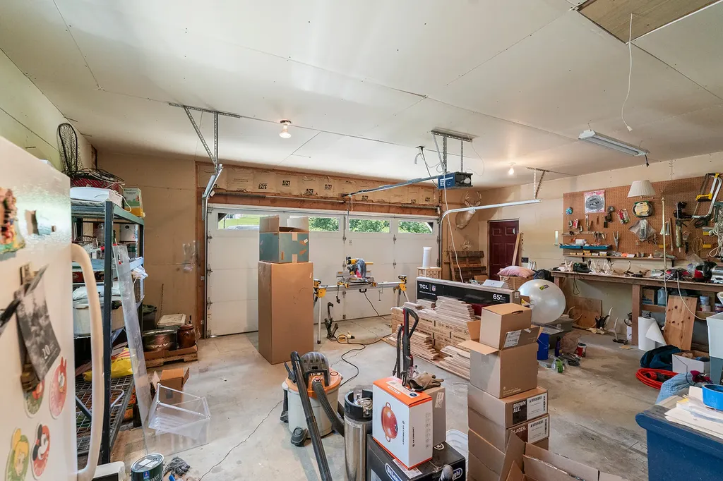2 Grassy Mountain Road Clancy MT 59634