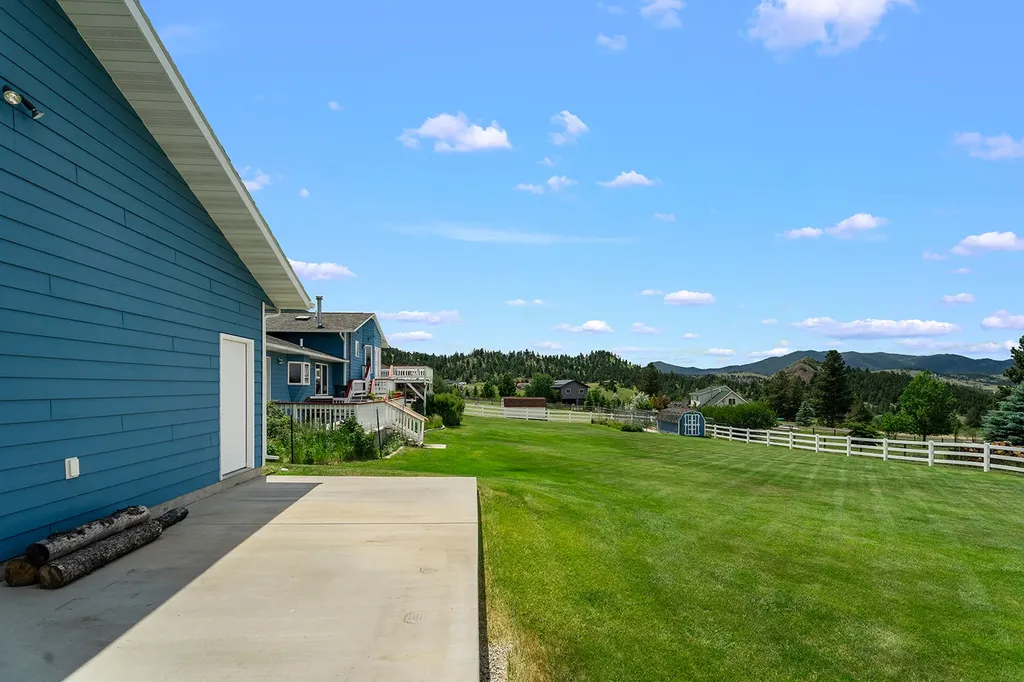 2 Grassy Mountain Road Clancy MT 59634