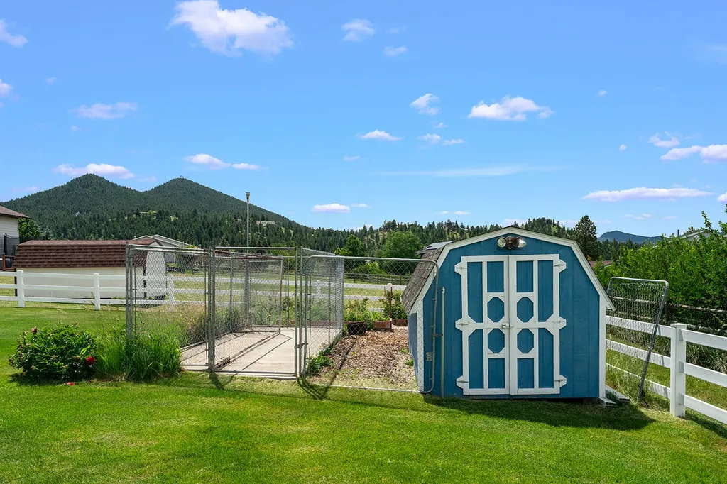 2 Grassy Mountain Road Clancy MT 59634