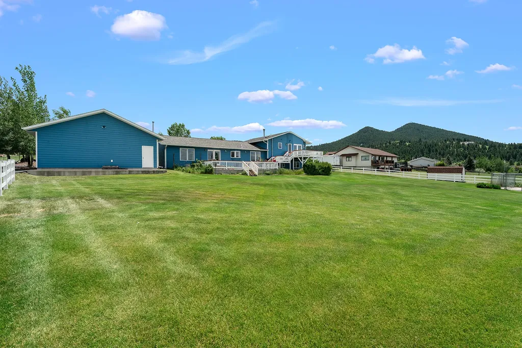 2 Grassy Mountain Road Clancy MT 59634