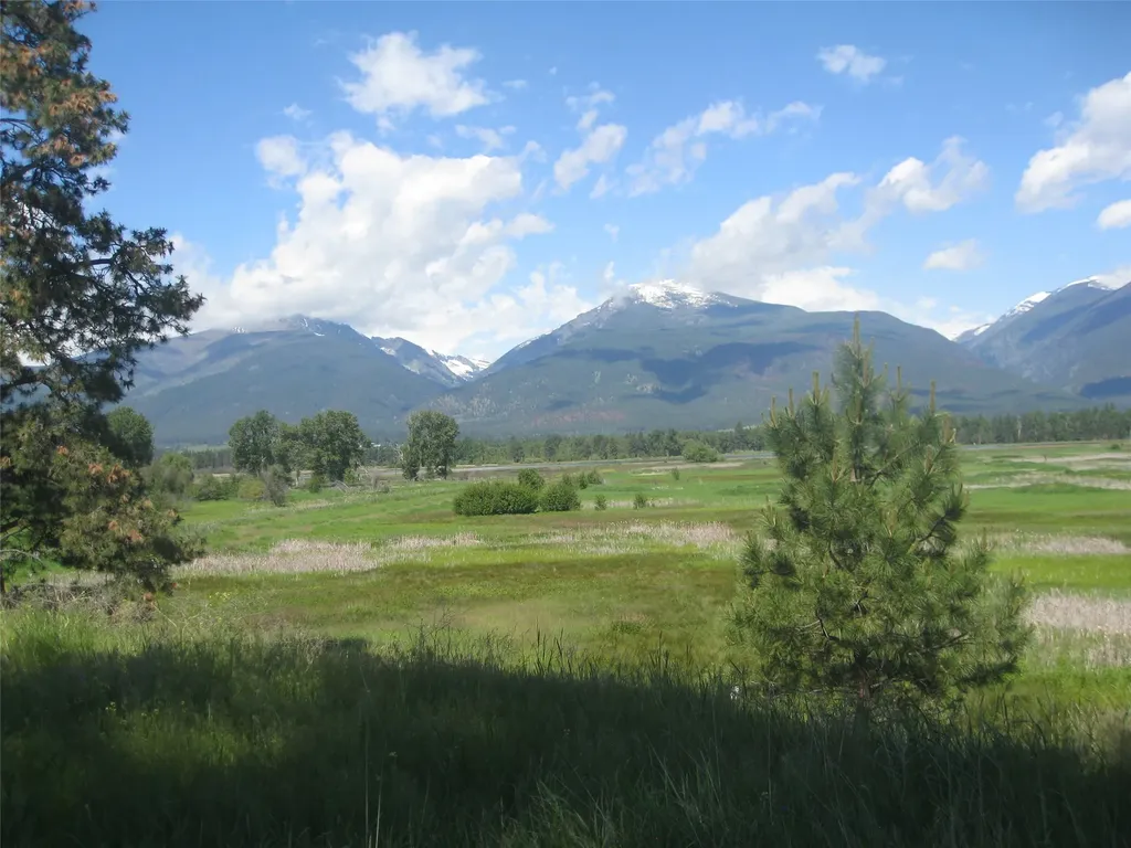 5250 Eastside Stevensville MT 59870
