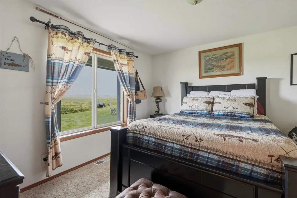 42501 Stasso Road Polson MT 59860